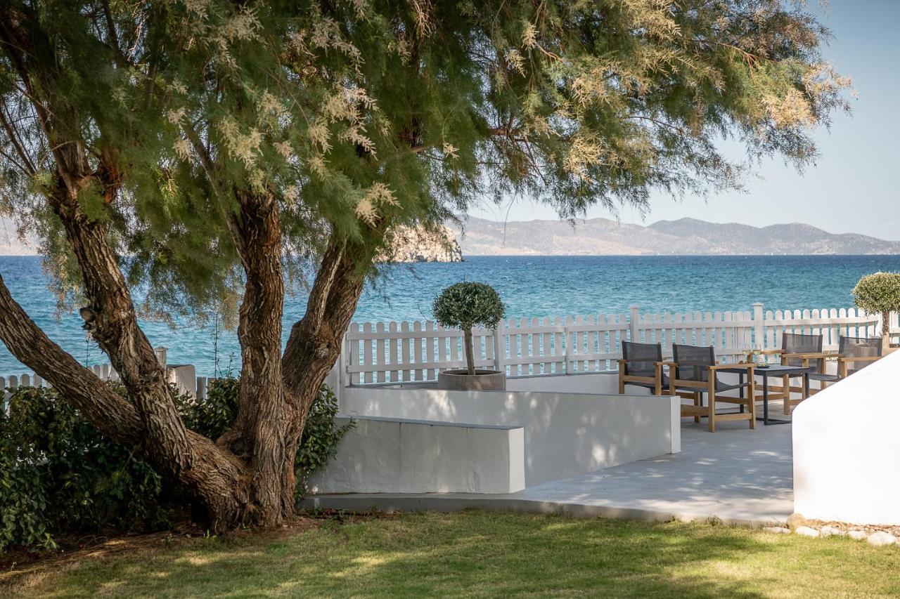 Four Seasons Hydra Luxury Suites 外观 照片