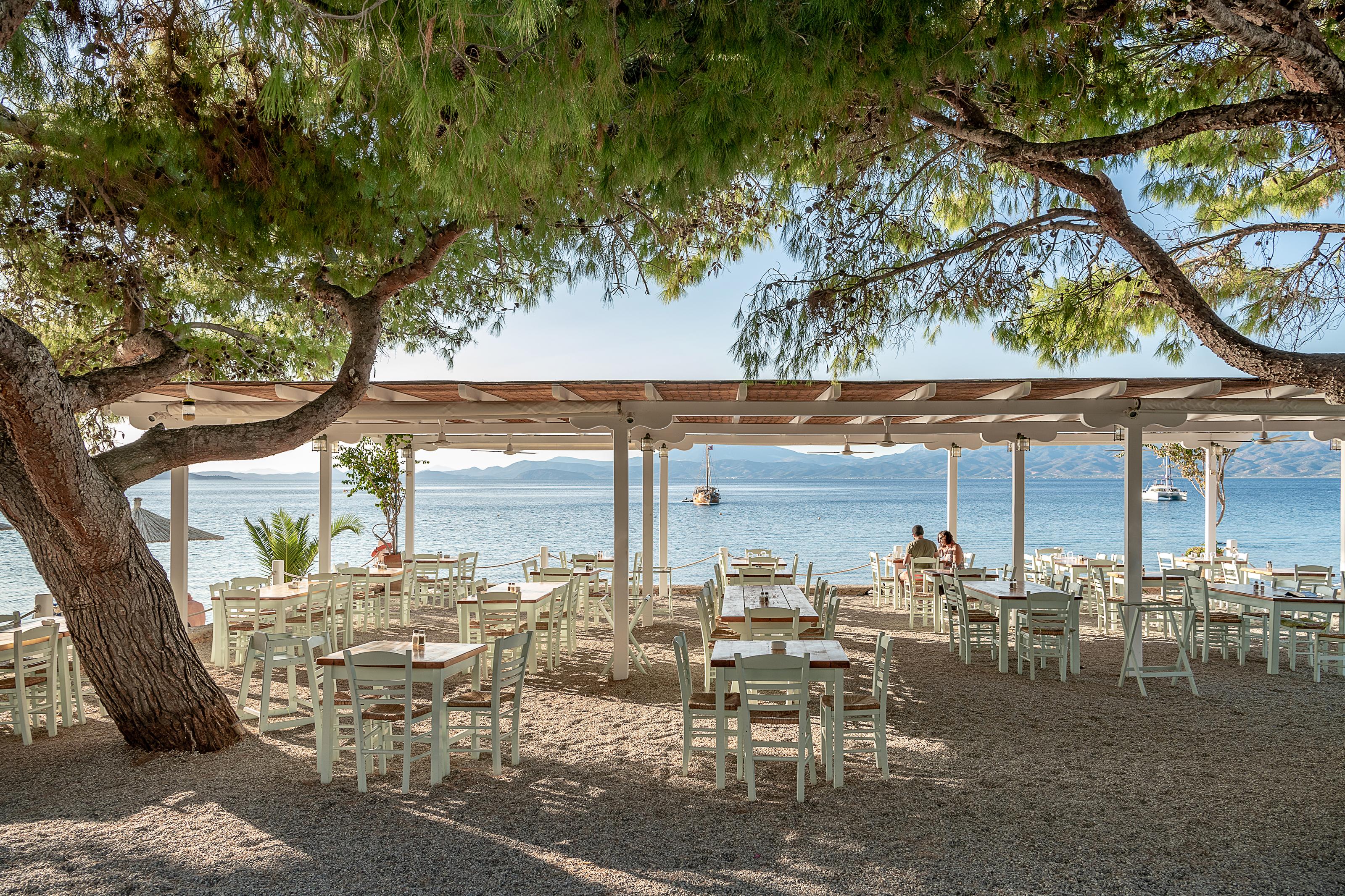 Four Seasons Hydra Luxury Suites 外观 照片