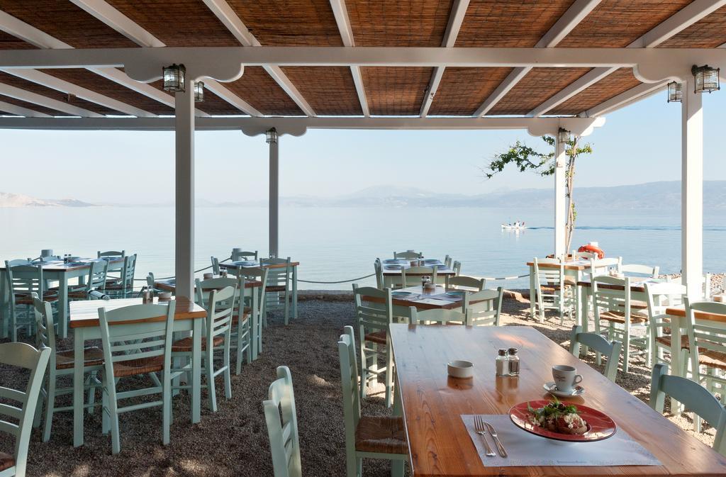 Four Seasons Hydra Luxury Suites 外观 照片